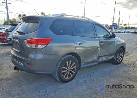 2015 Nissan Pathfinder S z USA, uszkodzony, nr VIN 5N1AR2MN7FC717607